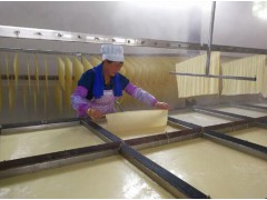 豆腐皮生產(chǎn)商_麒麟?yún)^(qū)豆腐皮| 宣威市豆腐皮|馬龍縣豆腐皮圖1
